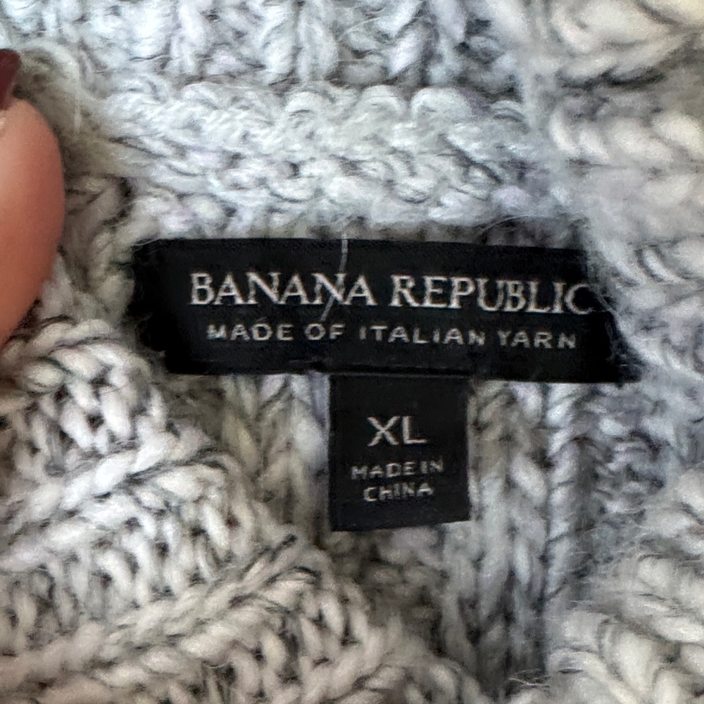 Banana Republic Light Gray Turtleneck Sweater - Picture 2 of 2